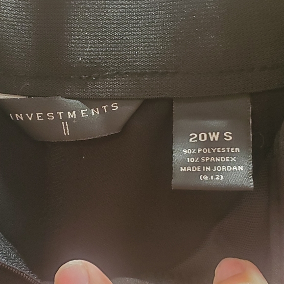 2 Pairs of Pants - Picture 5 of 5